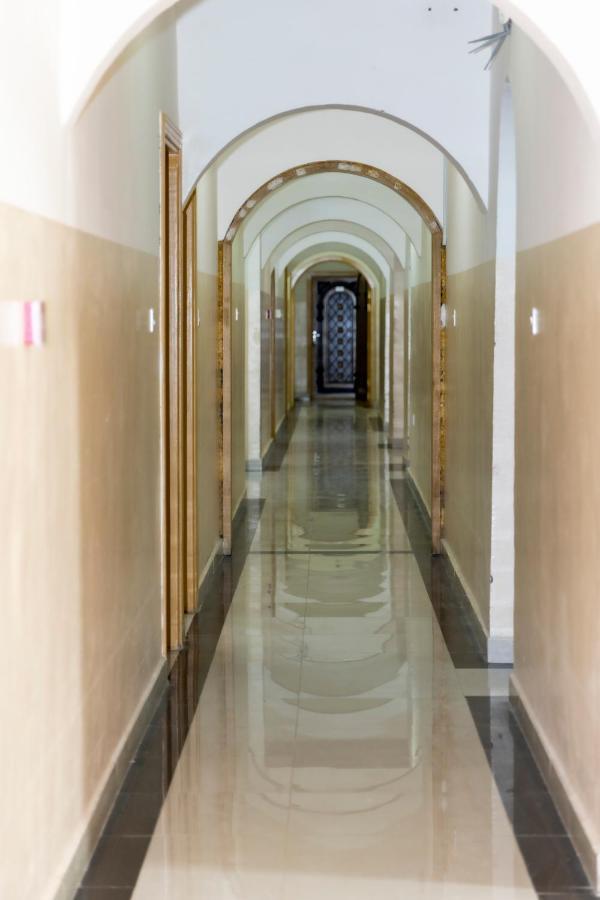 Arabian Sands Hotel فندق الرمال العربية Haima エクステリア 写真