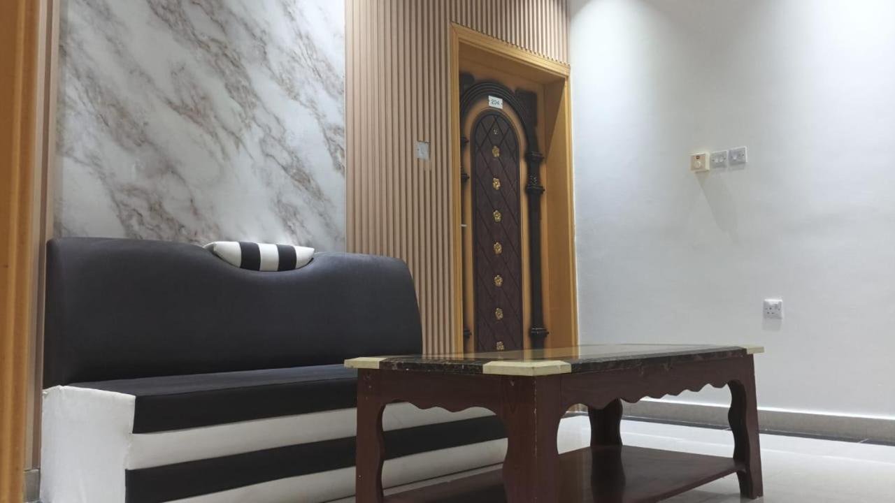 Arabian Sands Hotel فندق الرمال العربية Haima エクステリア 写真